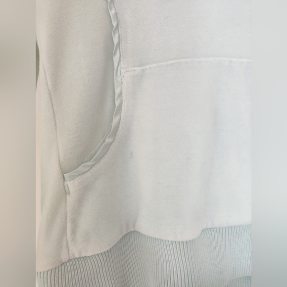 Nike Teen Sweatshirt - Picture 7 of 7